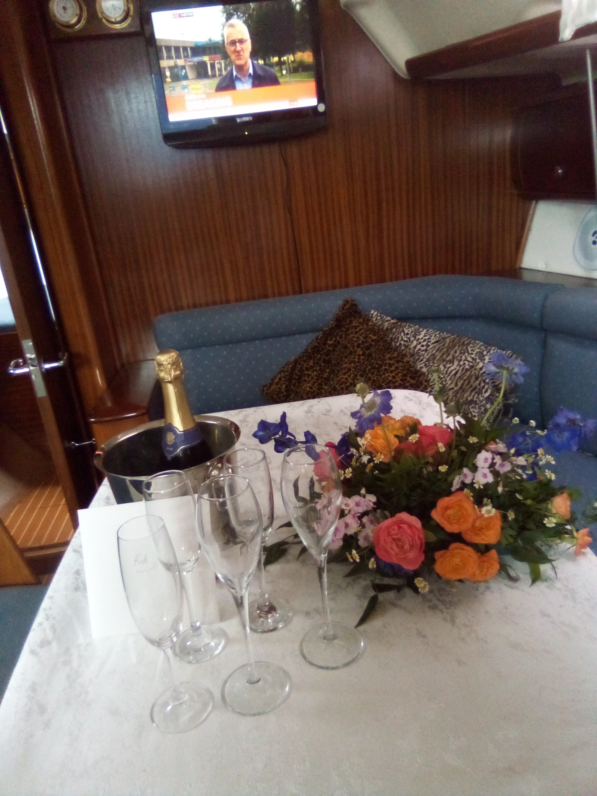 champagne skippered charter